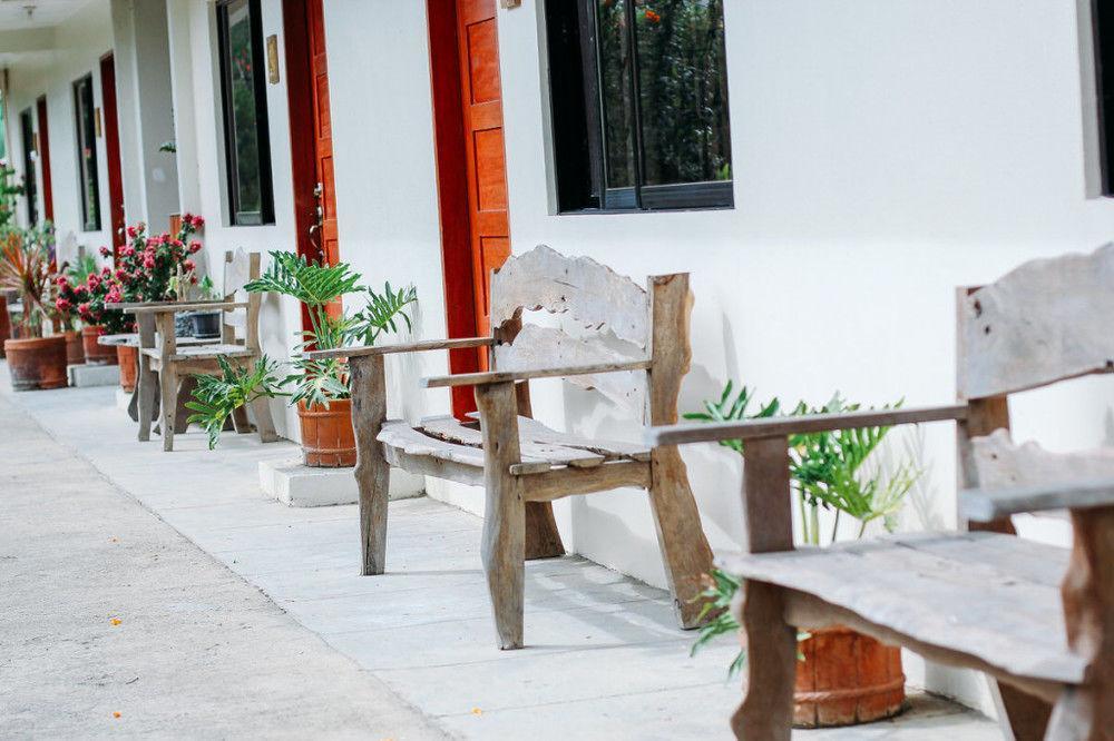 Lazea Tagaytay Inn Tagaytay City Buitenkant foto