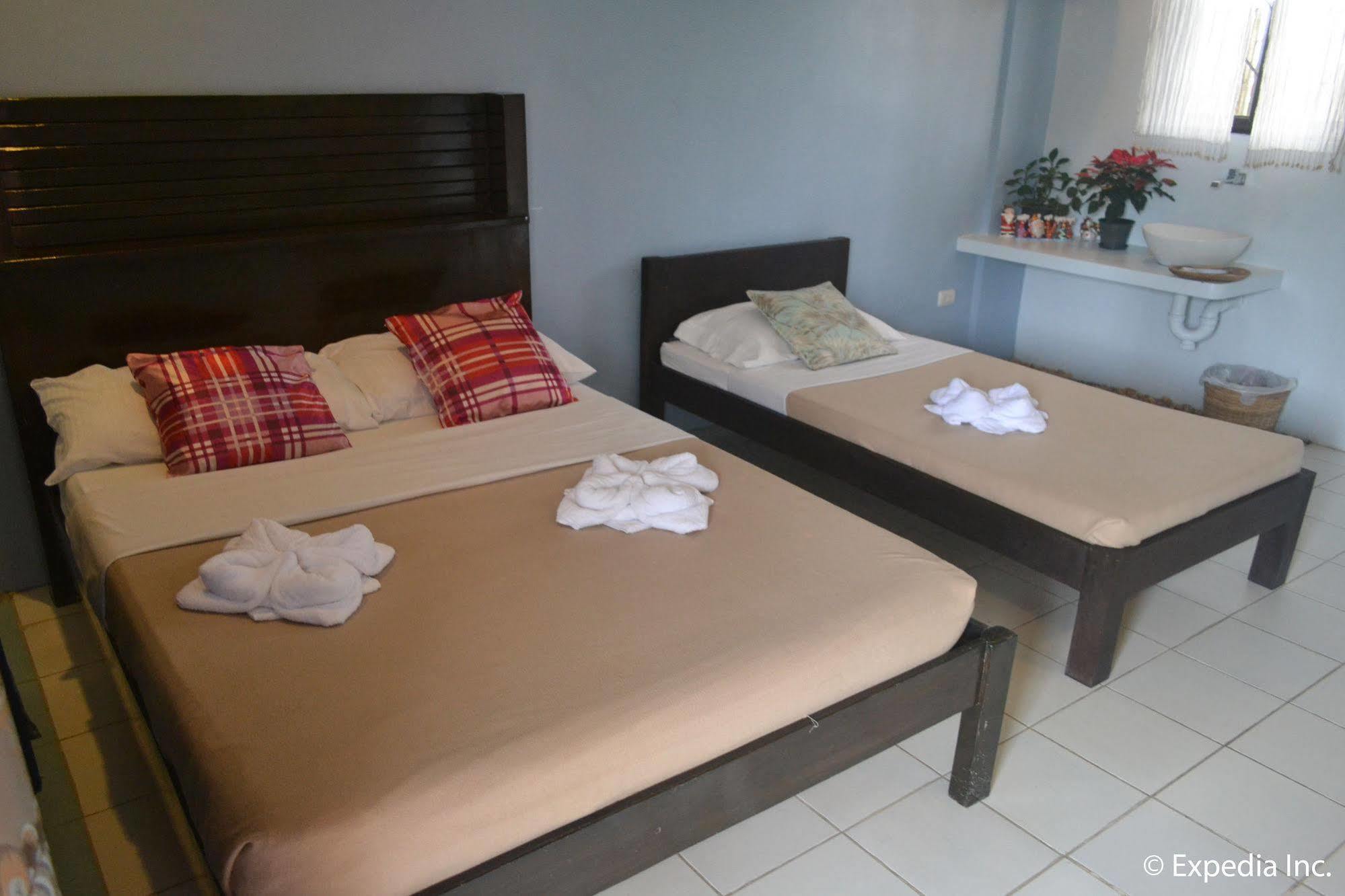 Lazea Tagaytay Inn Tagaytay City Buitenkant foto